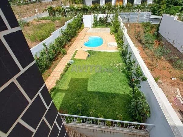VILLA PLAGE DES NATIONS 330M2 HABITABLE