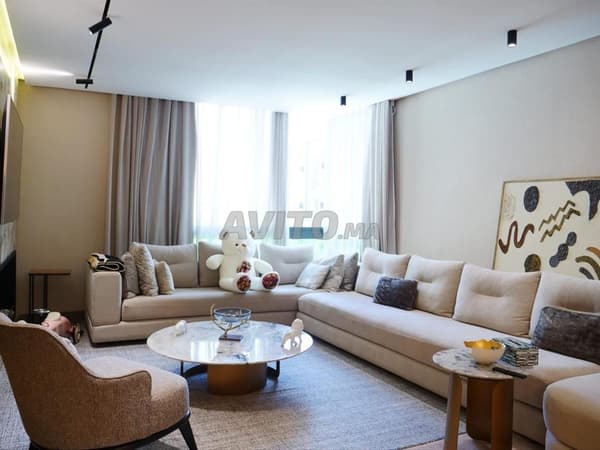 Magnifique appartement sur Californie à vendre