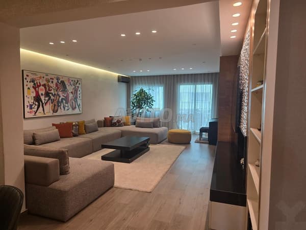 🏡 VENTE D’UN SUPERBE APPARTEMENT DE 165 m²