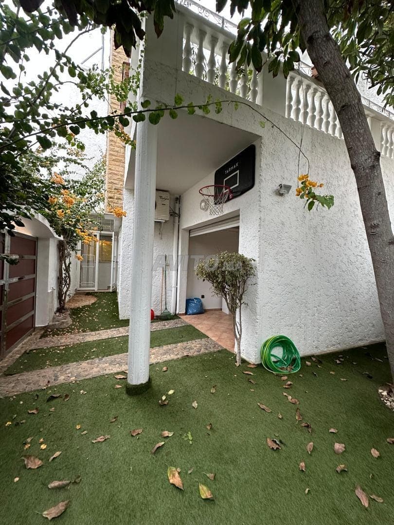 À VENDRE – VILLA 240 M² – GUICH OUDAYA