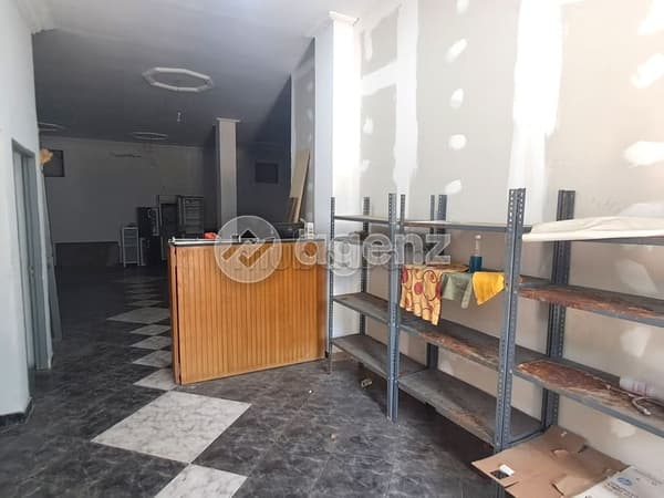 Commerce à vendre 245 m² Al Mostakbal Casablanca