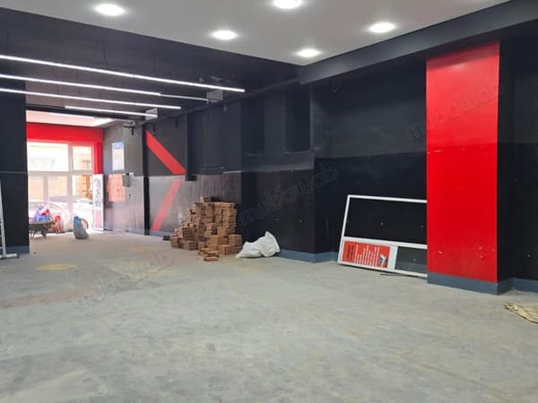 Commercial Space 156 m2 Les Princesses