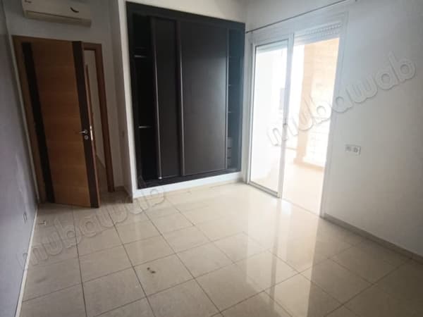 Appartement te huur in Agdal. 3 mooie slaapkamers. Modern salon