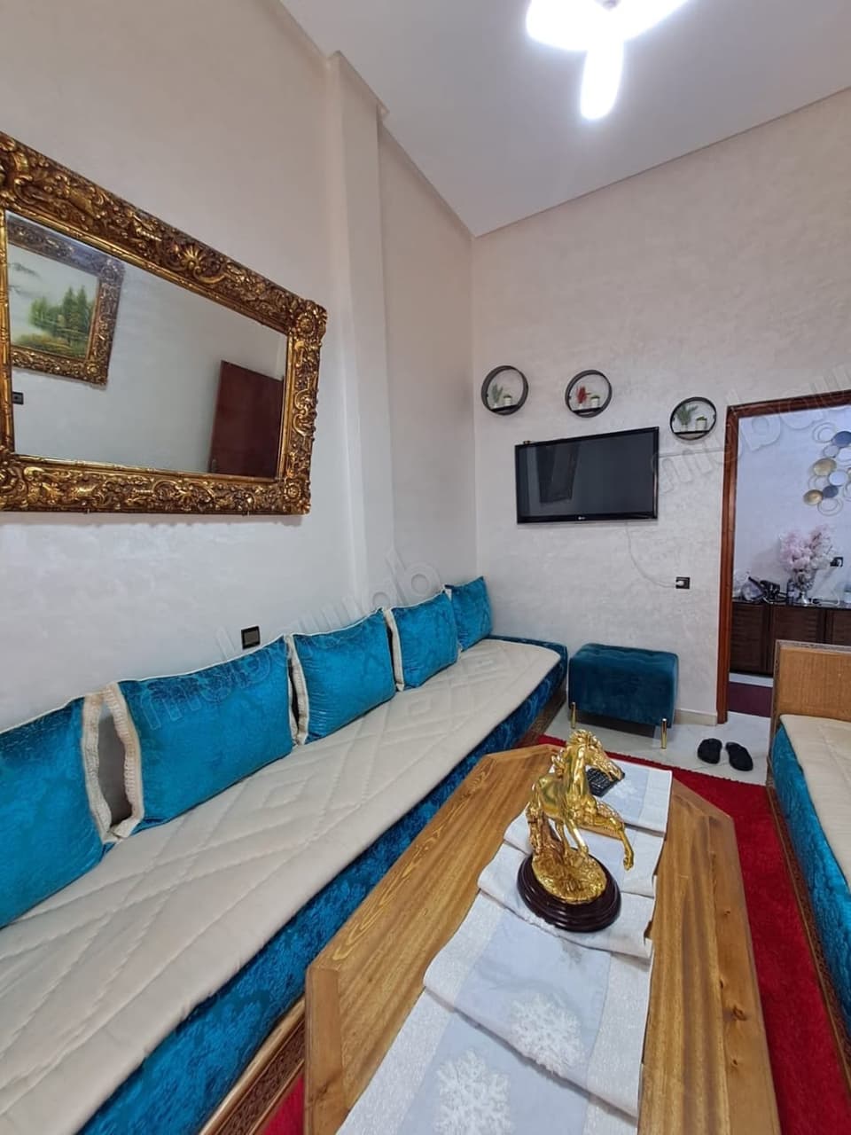 Bel appartement à louer à Al-Wifaq. 2 pièces. Résidence sécurisée équipée d'un système de…