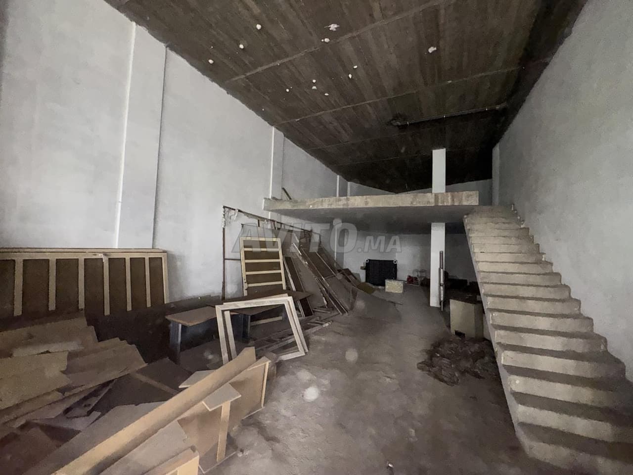 Magasin à vendre à Palmier 327 m² avec Parkings