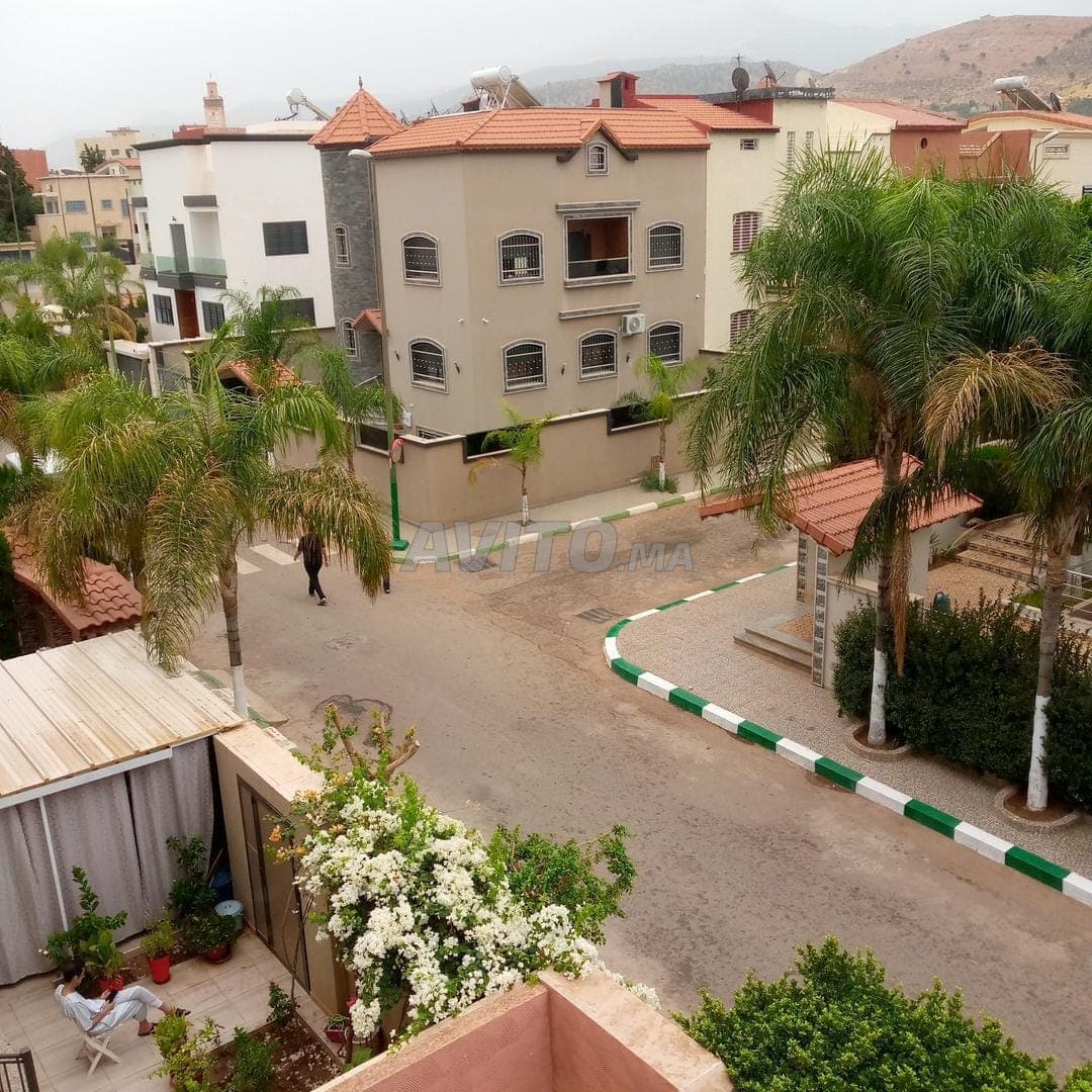 Villa Riyad Salam for Sale 280m², Two Facades
