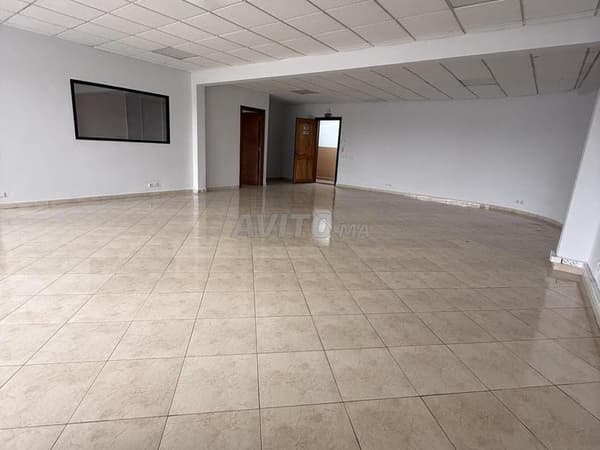 Bureaux 7500dh rocher noire casa