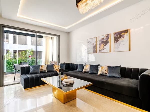 2-Slaapkamer Appartement in Wooncomplex met Zwembad