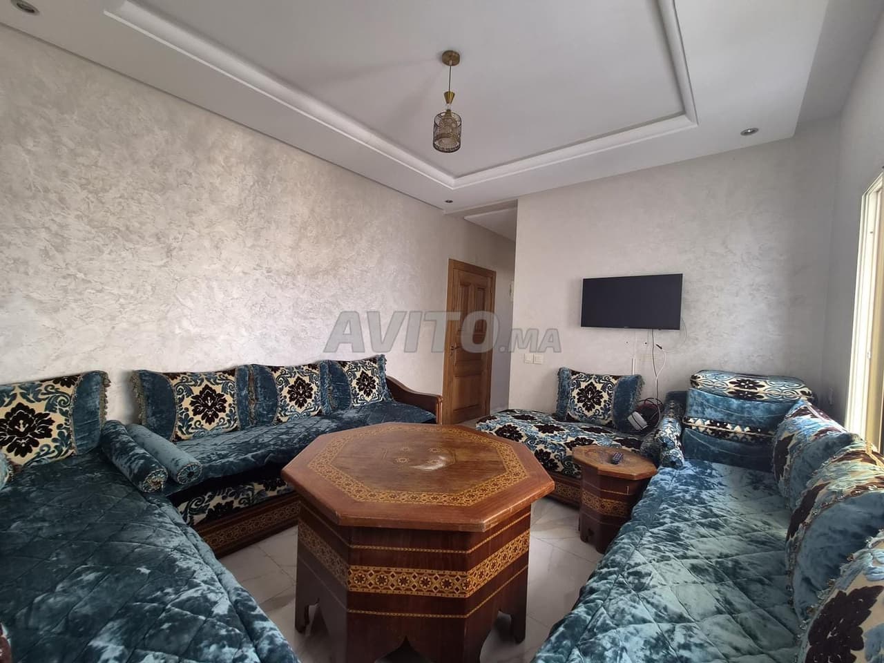 Studio for rent with large terrace