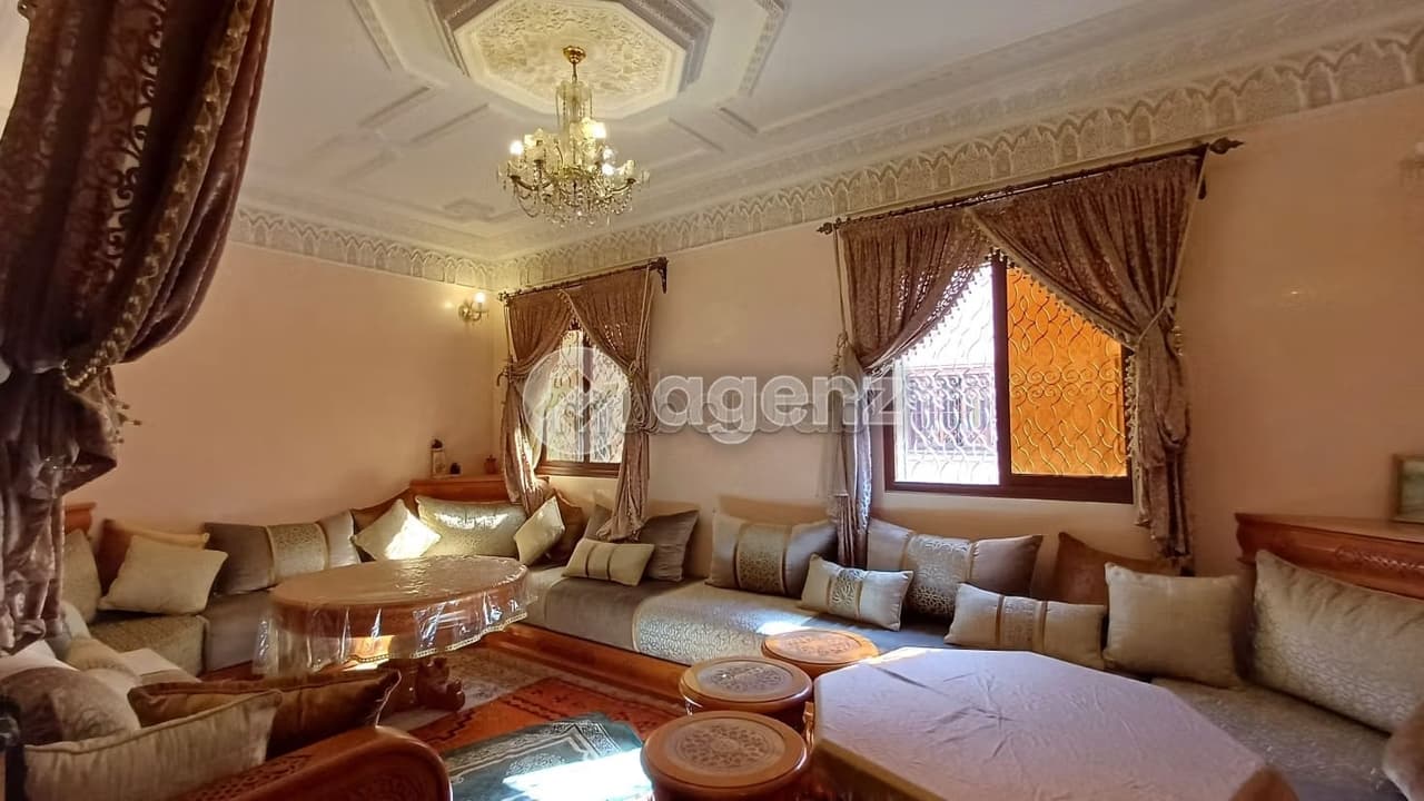 Haus zu verkaufen 100 m², 6 Schlafzimmer Izdihar Marrakech