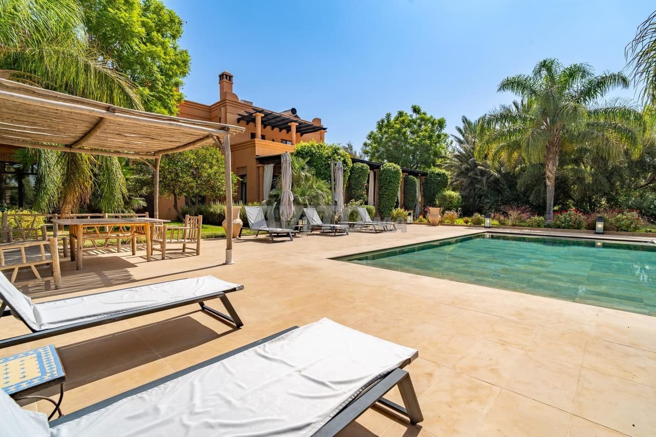 Magnificent character villa Golf Samanah