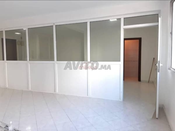 Kantoor 74 m² te Koop