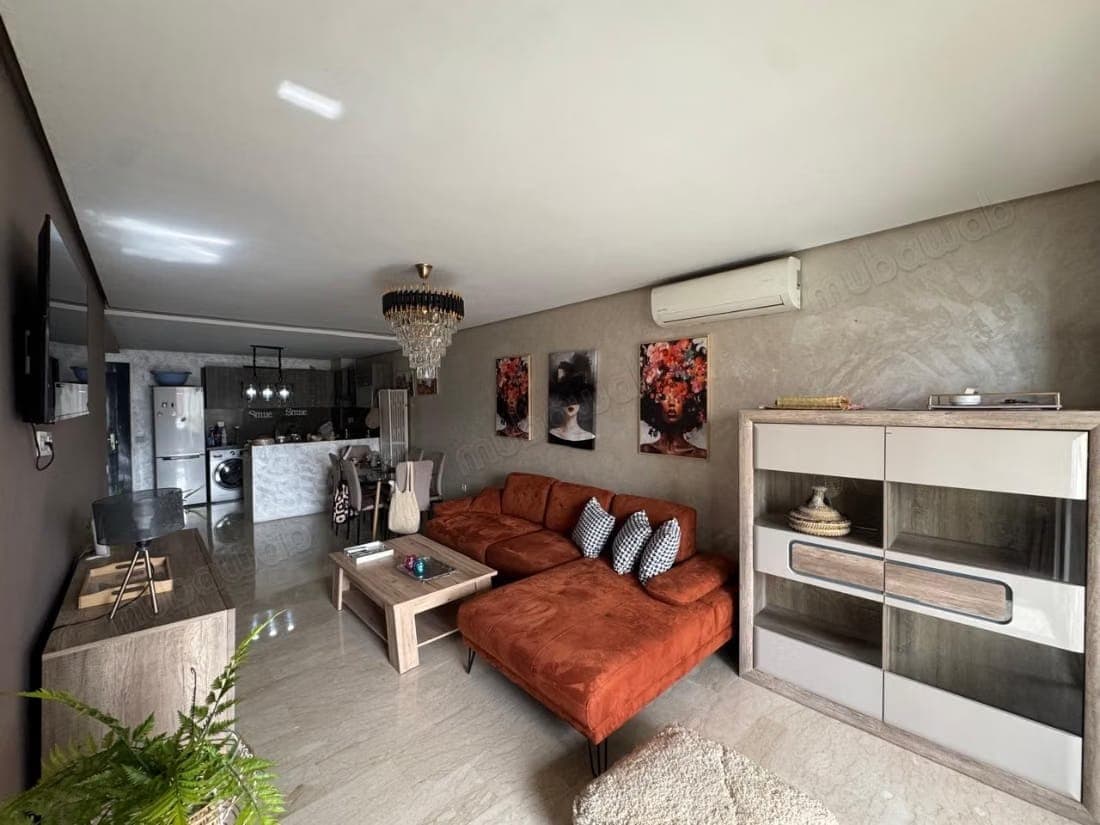 Lichtrijk gemeubileerd appartement te huur in het hart van Guéliz