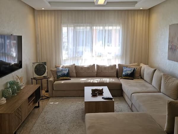 Gemeubileerd appartement van 92m² met parkeerbox 2 gevel