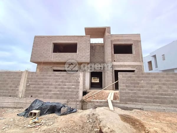 Villa à vendre 1 070 m², 5 chambres Hay Mohammadi Agadir