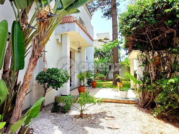 Villa à vendre 460 m², 4 chambres Oasis Casablanca