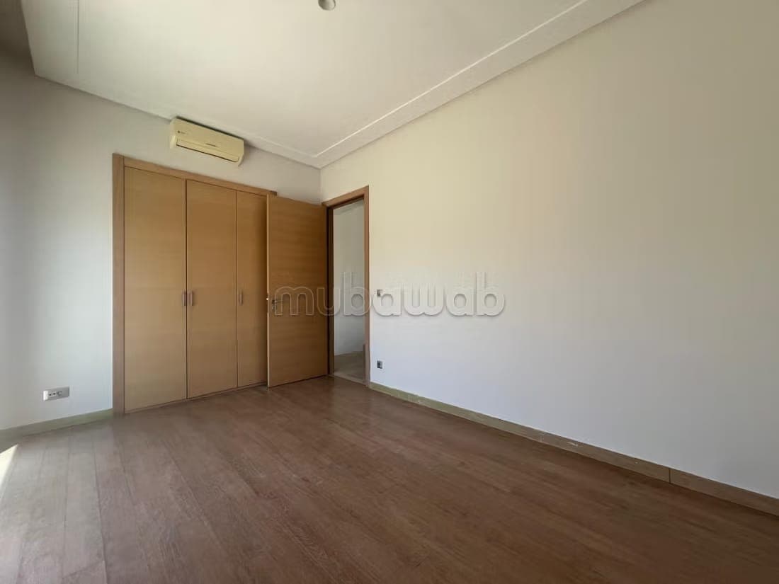 Villa in affitto – Prestigia