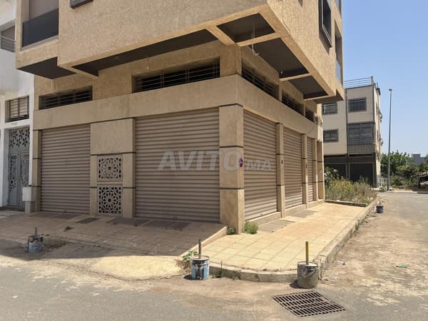 Magasin plus sous-sol