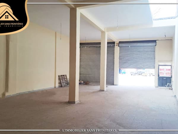 Local à louer à Sidi Ghanem, Marrakech — Hauteur 5 m — 200 m²