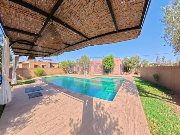 Magnifique ferme avec piscine sur 1 hectar
