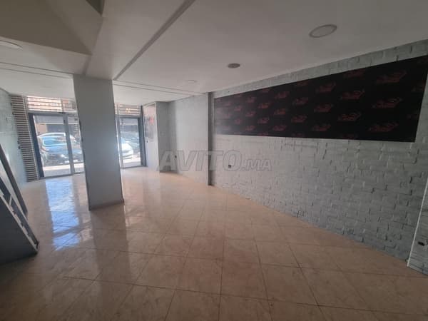 Magasin à louer proche Supdeco