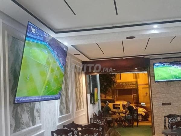 Casa di 85 m2 e caffè su 3 piani a Tanjabalia