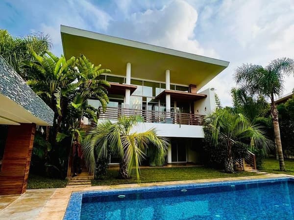 Villa for sale CGI