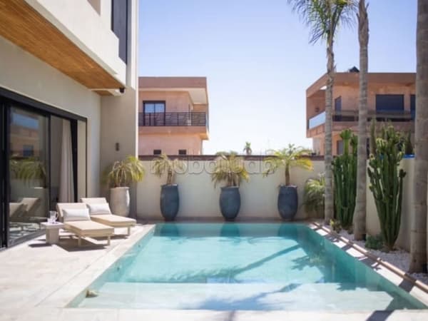 Villa moderne à louer ou à vendre