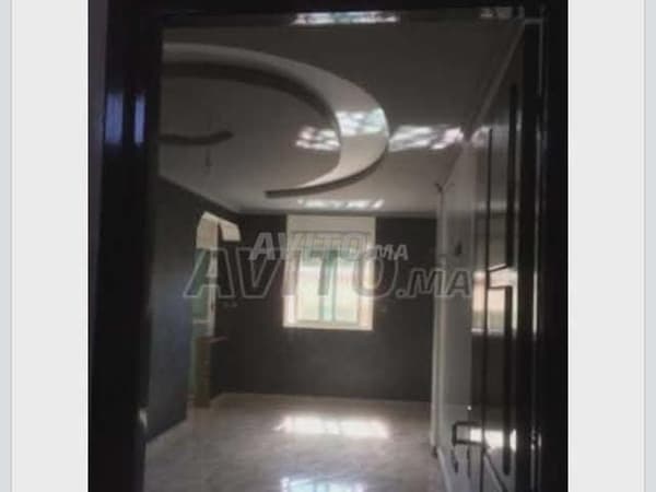 BEL APPARTEMENT À LOUER