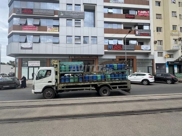 Twee winkelruimtes te huur Salé Tabriquet