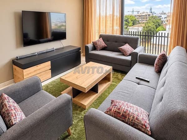 Sunny new furnished studio with taste