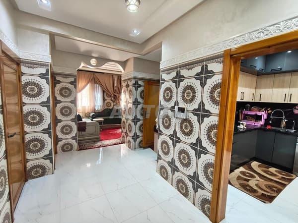 Maison commerciale Neuve haut standing