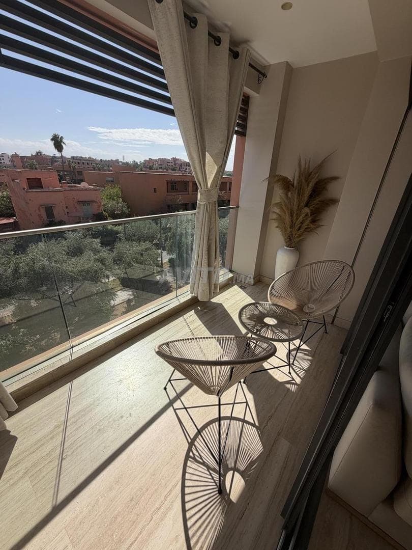 Appartement à louer 84 m² Hivernage