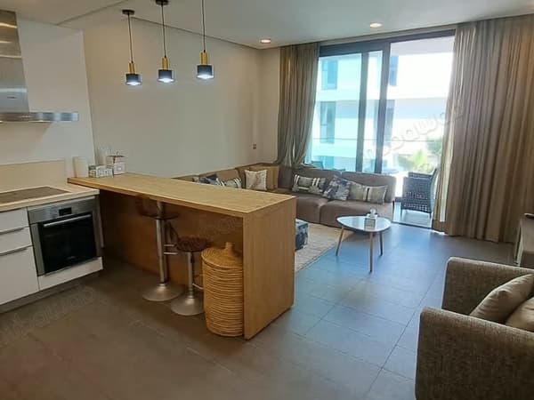 Studio 1ch salon for rent furnished very high-end Ain Diab