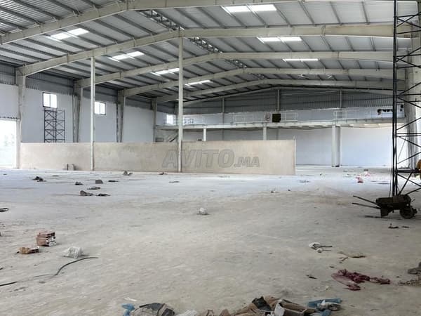 Entrepôt à louer 8000 m² à Bouskoura