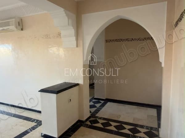 LOCATION – Appartement vide 3 chambres 136 m² – Hivernage