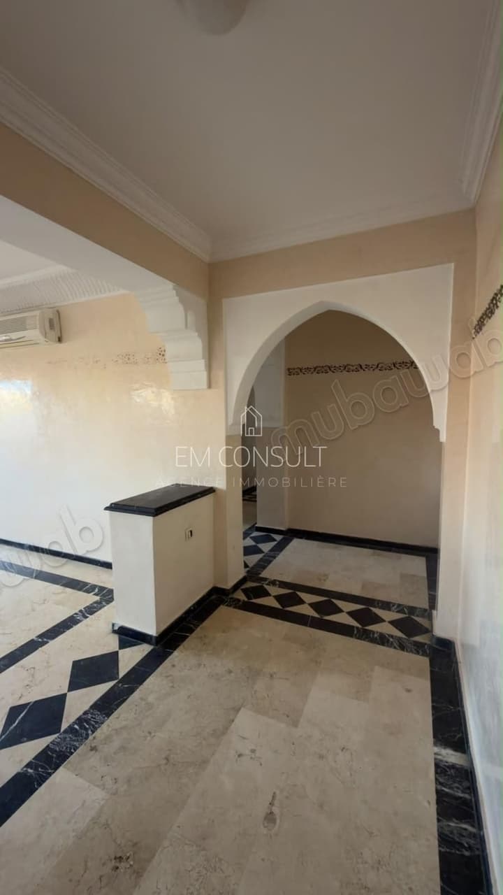 LOCATION – Appartement vide 3 chambres 136 m² – Hivernage
