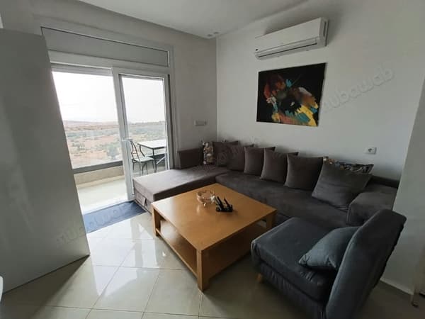 Apartamento amueblado con vista al mar en alquiler 59 m²