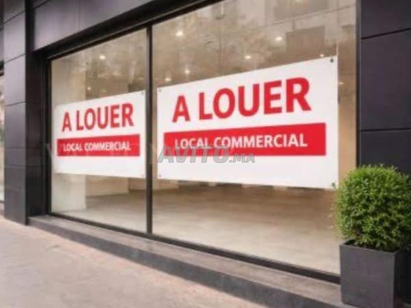 FOR RENT FURNISHED COMMERCIAL PREMISES ON BD ABDELATIF BEN KADOUR