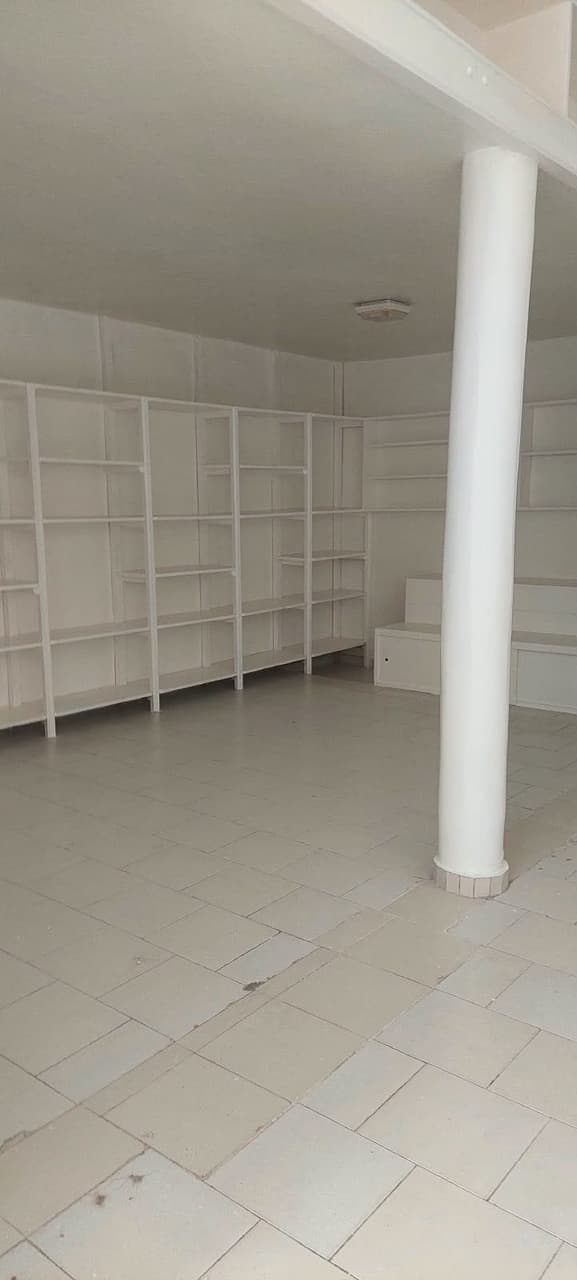 Local commercial 42 m² à vendre à Rabat Agdal