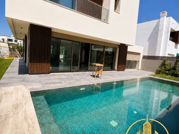 Villa moderne à louer – Hay Riad