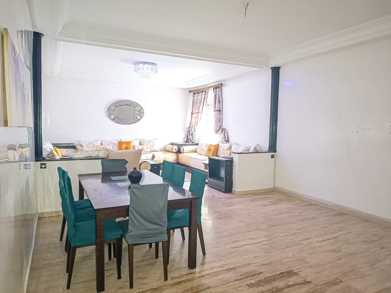Studio 102 m² à vendre à Casablanca Ain Borja