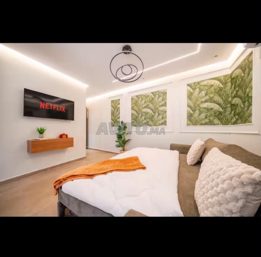 TE HUUR – MODERN GEMEUBILEERDE STUDIO IN BOURGOGNE
