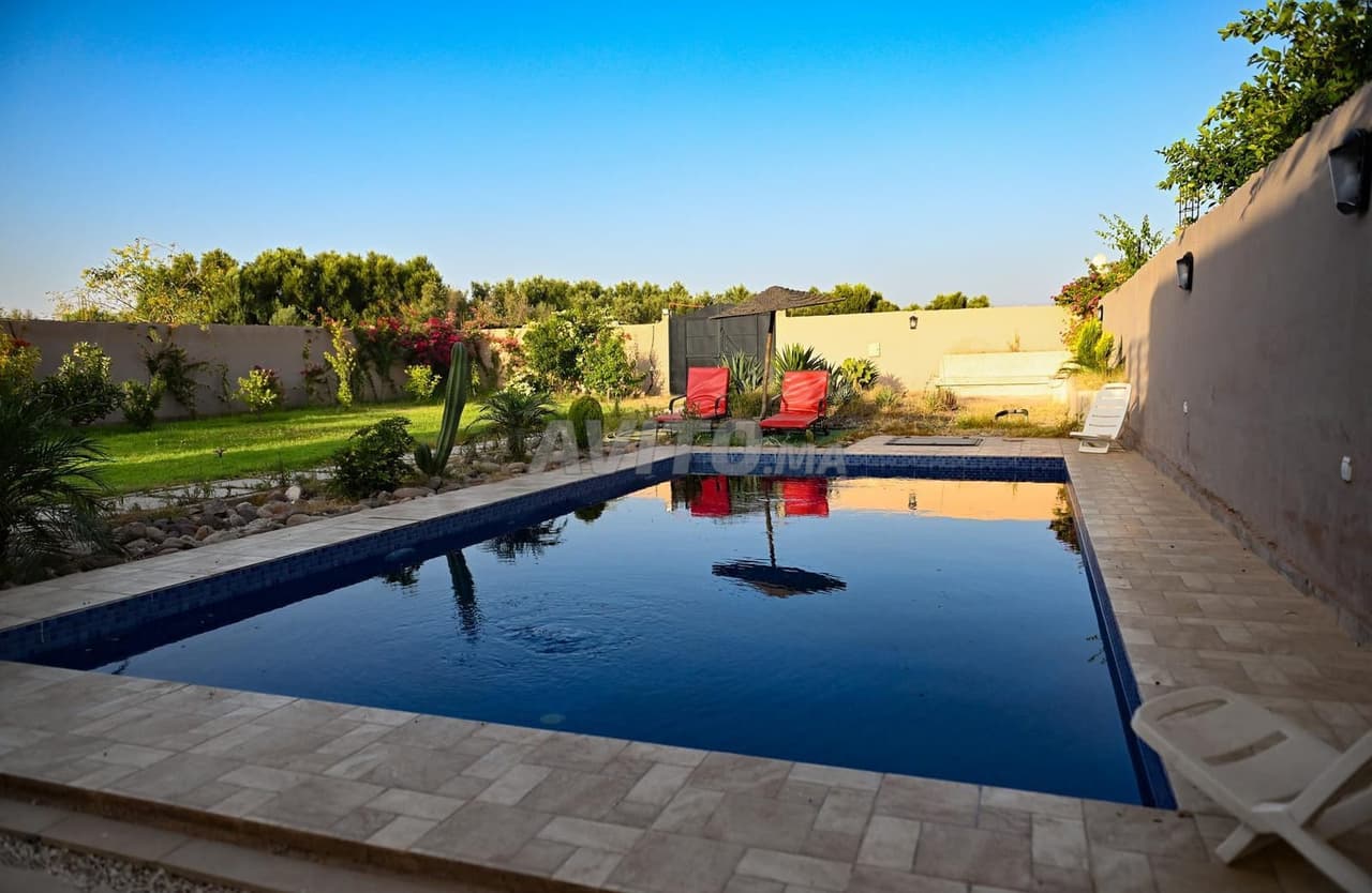 Villa zu vermieten – Privatpool und Panoramablick