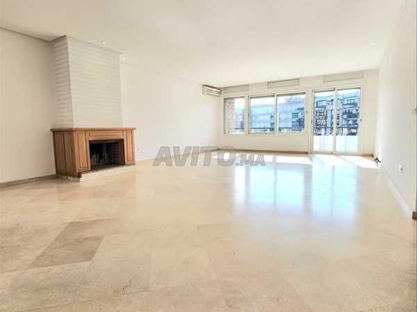 172086-Appartement à louer à 16000DH à Racine