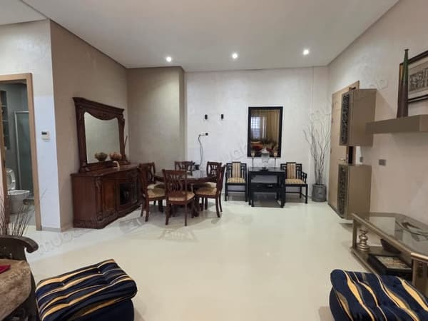 Sehr schöne Wohnung zur Miete in Rabat. Wohnfläche 100 m². Möbliert