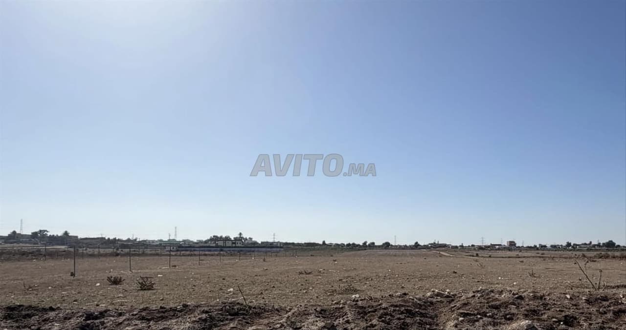 À VENDRE TERRAINS 14 HECTARES À BOUZNIKA