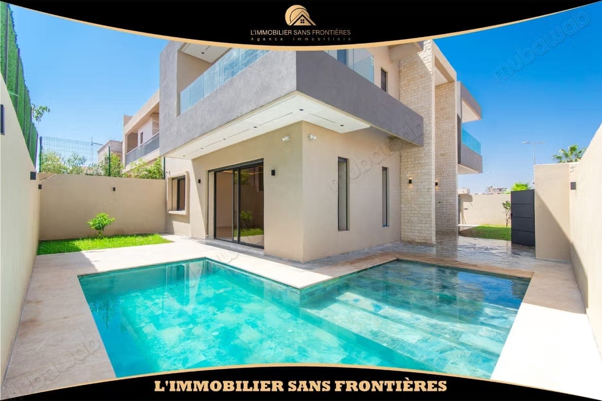 Villa vacía en venta en Targa