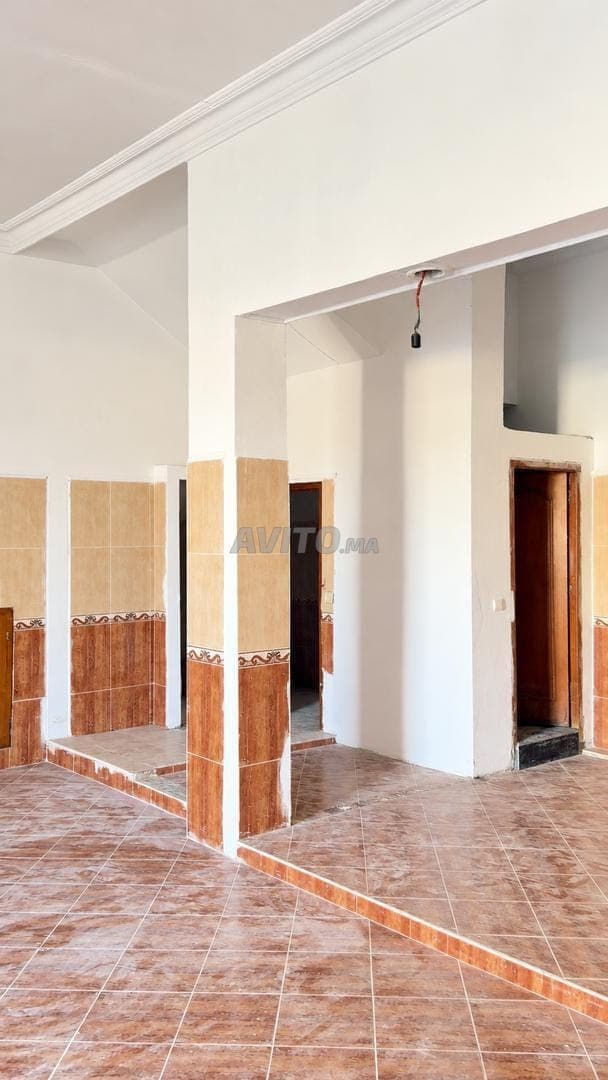 Local commercial 73 m² titré – M'diq plage