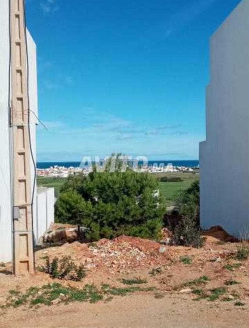 Terreno di 203 m² TITOLATO VISTA MARE AD AZLA